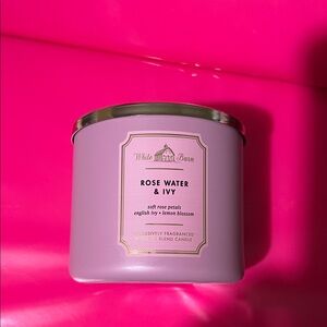 White Barn Rose Water & Ivy Candle - Soft Purple